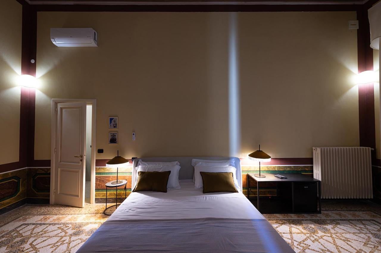 Palazzo Francesco Grassi Bed & Breakfast Aradeo Eksteriør bilde